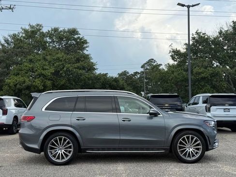 Used 2022 Mercedes-Benz GLS 450 4MATIC image 8
