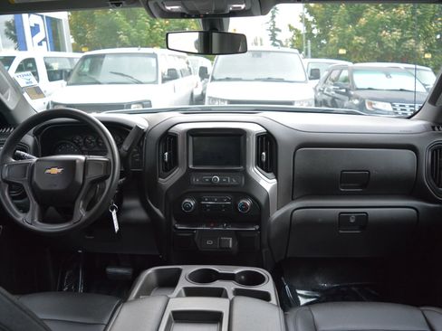 Used 2019 Chevrolet Silverado 1500 W/T w/ Trailering Package image 16