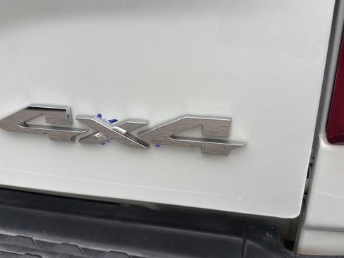 Used 2026 RAM 2500 Laramie AWD/4WD image 19