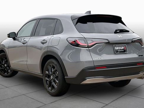 Used 2025 Honda HR-V Sport image 11