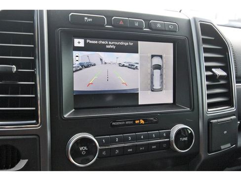 Used 2019 Ford Expedition Max Platinum RWD image 22