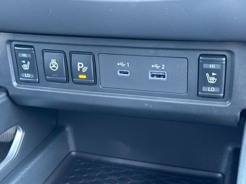 New 2025 Nissan Frontier SV w/ SV Convenience Package image 24