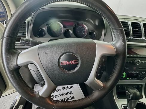 Used 2009 GMC Acadia SLT w/ Technology Package image 12