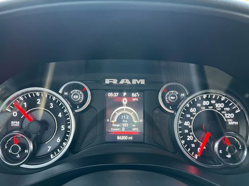 Used 2019 RAM 1500 Big Horn AWD/4WD image 34