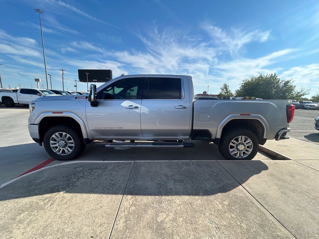 Used 2020 GMC Sierra 3500 Denali w/ Denali Ultimate Package AWD/4WD image 2