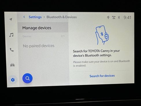 Used 2025 Toyota Camry SE image 29