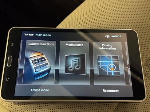 Used 2019 BMW M760i xDrive w/ Luxury Rear Seating Package image 44