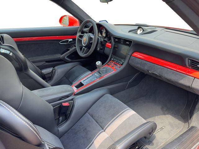 Used 2018 Porsche 911 GT3 RWD image 12