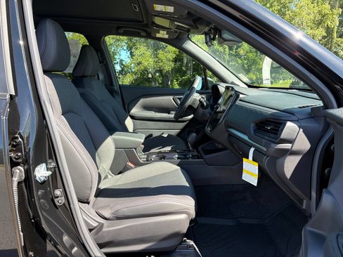 New 2026 Subaru Forester Premium AWD/4WD image 29