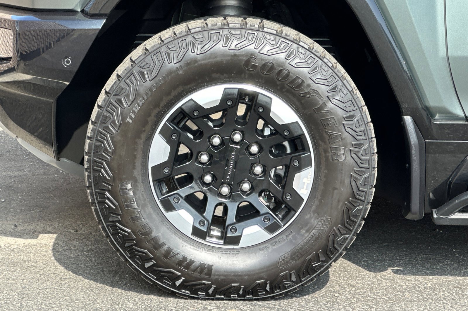 Certified 2024 GMC Hummer EV 3X w/ Extreme Off-Road Package AWD/4WD image 26