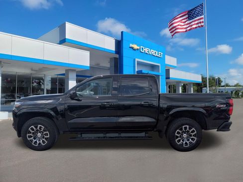 Used 2026 Chevrolet Colorado Z71 w/ Technology Package AWD/4WD image 6