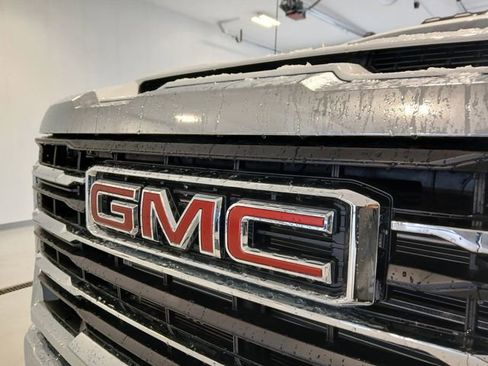 New 2026 GMC Sierra 2500 SLE image 32