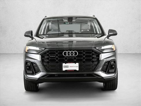 Used 2023 Audi Q5 2.0T Premium Plus w/ Premium Plus Package AWD/4WD image 2