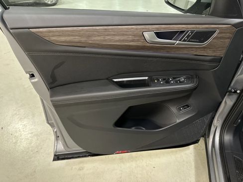 New 2026 Volkswagen Atlas SEL Premium R-Line AWD/4WD image 18