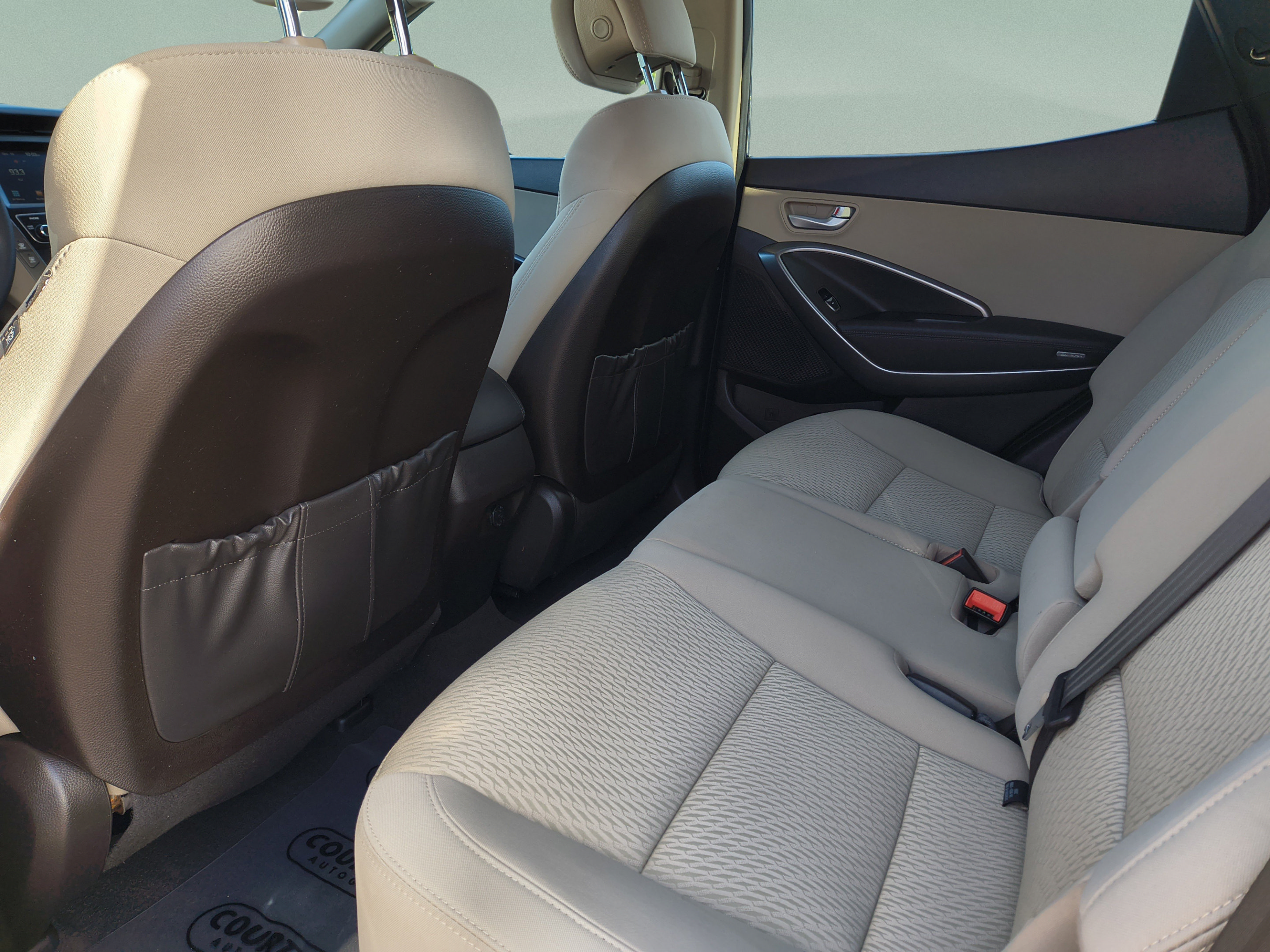 Used 2017 Hyundai Santa Fe Sport FWD image 14