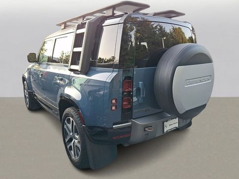 Used 2021 Land Rover Defender 110 X-Dynamic HSE AWD/4WD image 5