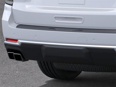 New 2026 Chevrolet Suburban High Country image 15