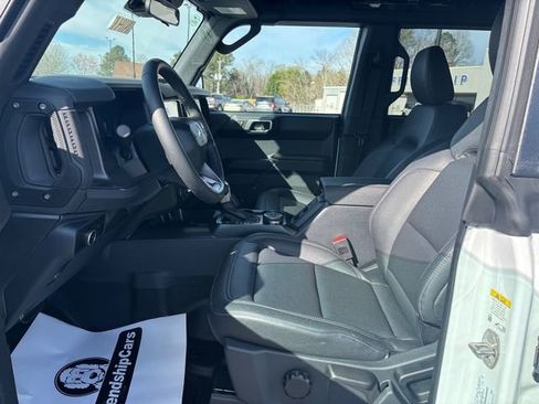 New 2026 Ford Bronco Badlands AWD/4WD image 8