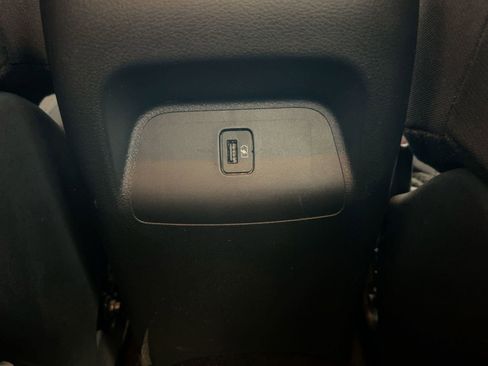 Used 2020 Nissan Sentra SV image 30