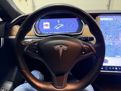 Used 2021 Tesla Model S Performance AWD/4WD image 11