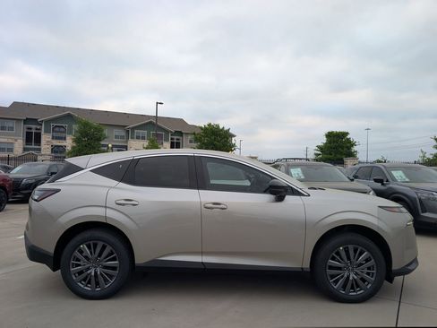 New 2026 Nissan Murano SL AWD/4WD image 3