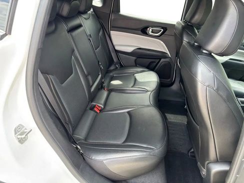 Used 2023 Jeep Compass Limited AWD/4WD image 31