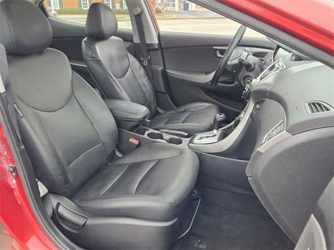 Used 2012 Hyundai Elantra Limited image 16