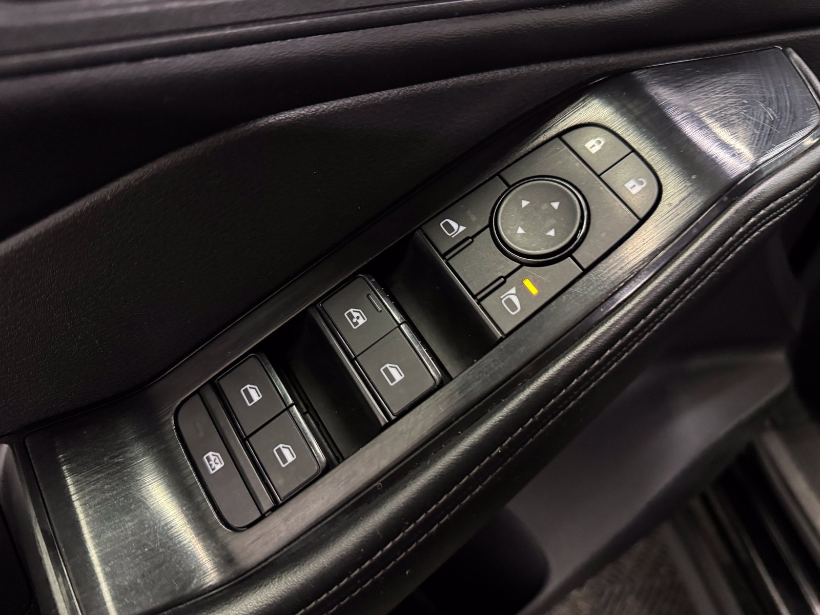 Certified 2025 Nissan Rogue SV AWD/4WD image 26