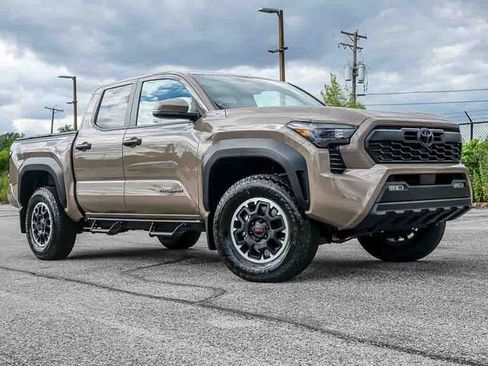 New 2026 Toyota Tacoma TRD Off-Road AWD/4WD image 2