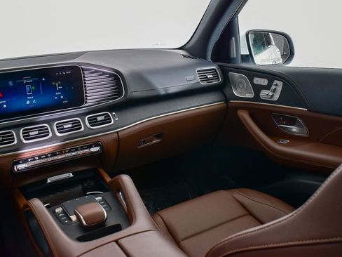 Certified 2024 Mercedes-Benz GLE 350 4MATIC image 24