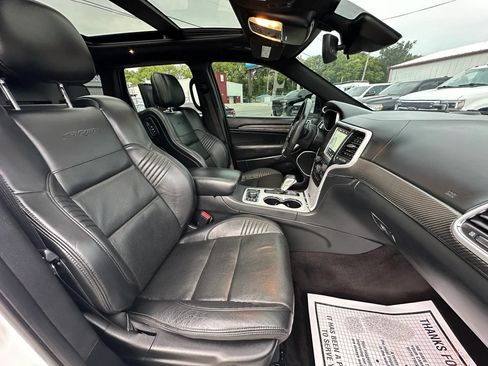Used 2018 Jeep Grand Cherokee SRT AWD/4WD image 14