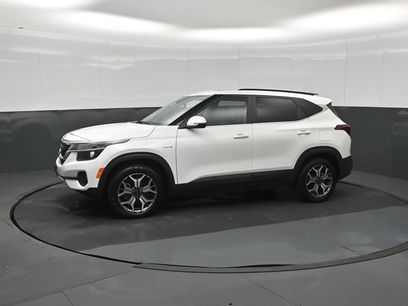 Used 2023 Kia Seltos EX