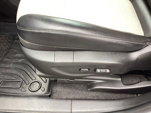 Used 2019 Buick Encore Preferred w/ Safety Package FWD image 9