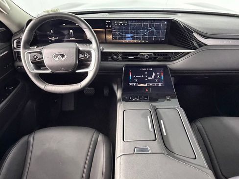 Used 2025 INFINITI QX80 Pure image 12