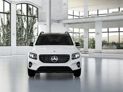 New 2026 Mercedes-Benz GLB 250 4MATIC image 7