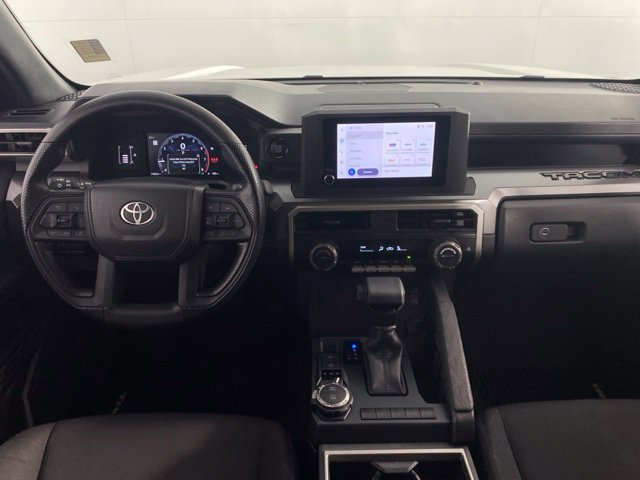Used 2025 Toyota Tacoma SR5 AWD/4WD image 18