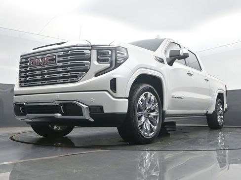 Used 2022 GMC Sierra 1500 Denali w/ Denali Reserve Package image 46