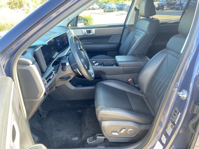 Used 2025 Hyundai Santa Fe SEL FWD image 33