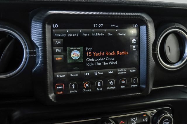 Used 2019 Jeep Wrangler Unlimited Sahara AWD/4WD image 29