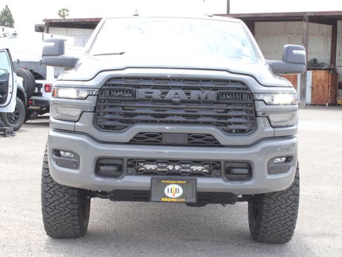 New 2026 RAM 2500 Big Horn AWD/4WD image 2