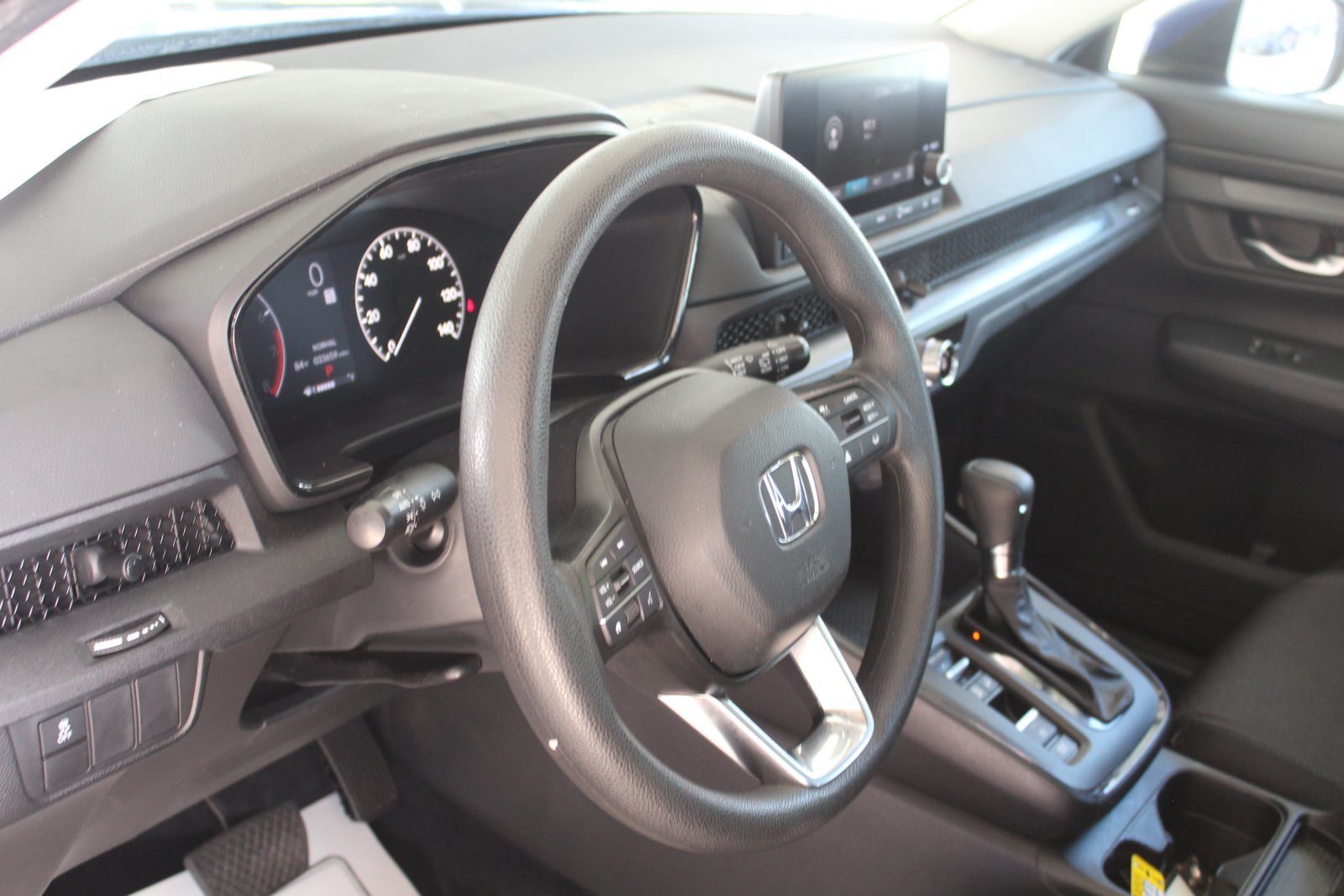 Used 2024 Honda CR-V LX image 16