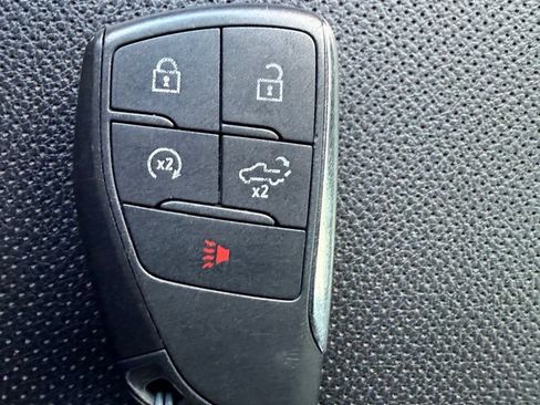 Used 2024 GMC Sierra 1500 AT4 w/ Technology Package AWD/4WD image 28