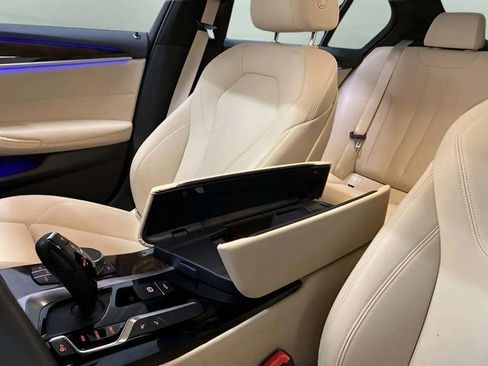 Used 2020 BMW 530i w/ Convenience Package image 65