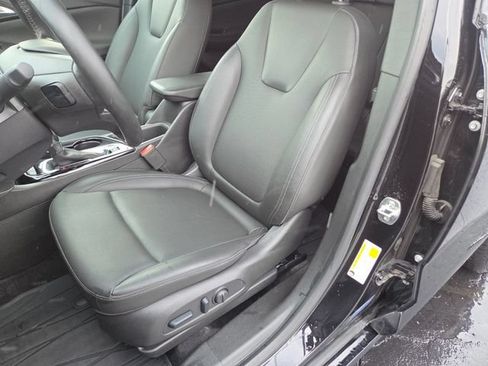 Used 2024 Buick Encore GX Sport Touring w/ Comfort Package AWD/4WD image 23