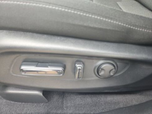 Used 2023 Honda CR-V EX image 13