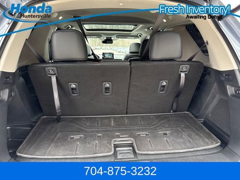 Used 2025 Honda Pilot Elite image 10