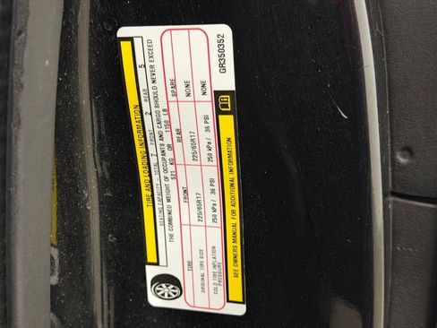 Used 2016 Dodge Grand Caravan SE FWD image 24