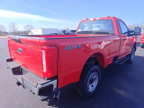 New 2026 Ford F250 XL w/ XL Chrome Package image 6