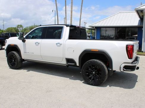 Used 2024 GMC Sierra 2500 Denali Ultimate w/ Max Trailering Package AWD/4WD image 7