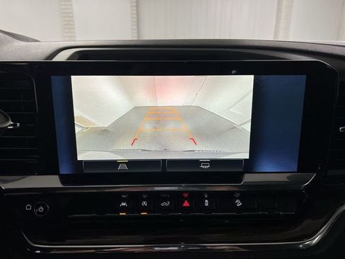 Certified 2023 Chevrolet Silverado 1500 LT w/ Z71 Off-Road Package AWD/4WD image 14